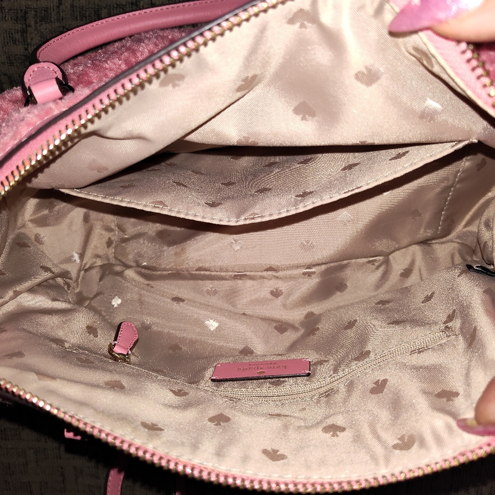 Kate Spade NWOT Fuzzy satchel with shoulder strap - Picture 4 of 4
